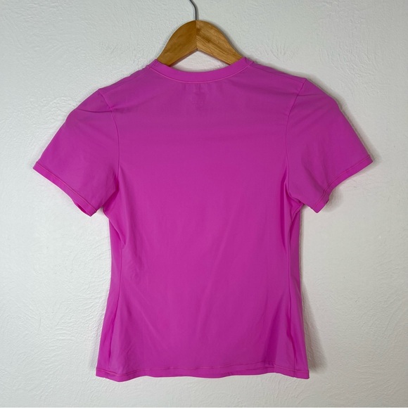 Skims Fitted Crew Neck Tee Hot Pink Fuchsia Stretchy Basic Top Size M Medium - Picture 3 of 5